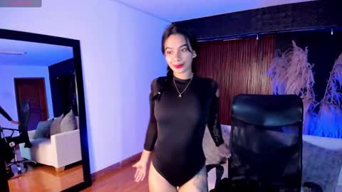 Sara  Everyday From 1430 to 2130 Col Time online show from 03/10/25, 06:56