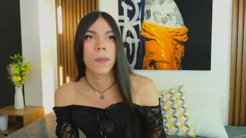 Sara online show from 04/19/26, 08:00