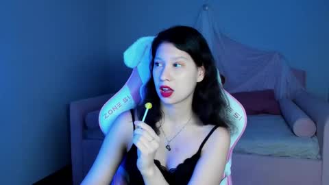 SaraDenars online show from 11/14/25, 07:07