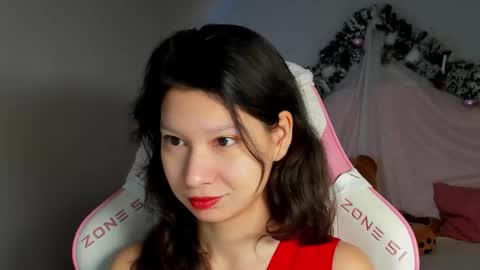 SaraDenars online show from 12/19/25, 05:25