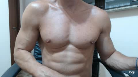 saradorj92 online show from 01/10/25, 05:15