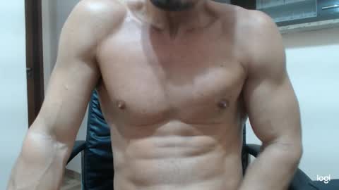 saradorj92 online show from 02/06/25, 07:56