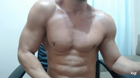 saradorj92 online show from 02/09/25, 06:54