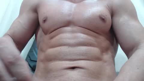 saradorj92 online show from 09/24/25, 07:17