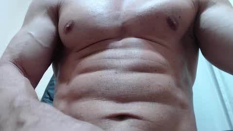 saradorj92 online show from 10/08/25, 06:22