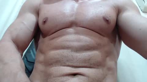 saradorj92 online show from 10/13/25, 10:32