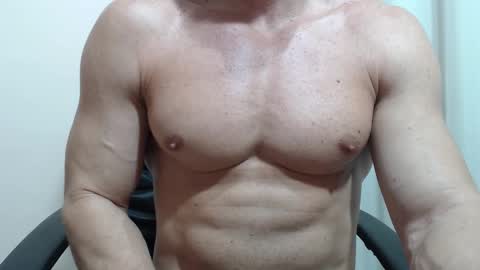 saradorj92 online show from 02/21/26, 03:18