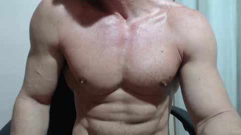 saradorj92 online show from 02/28/26, 04:57