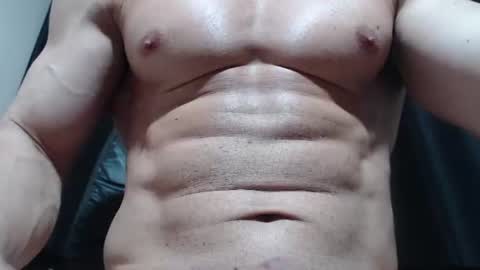 saradorj92 online show from 07/05/26, 01:34