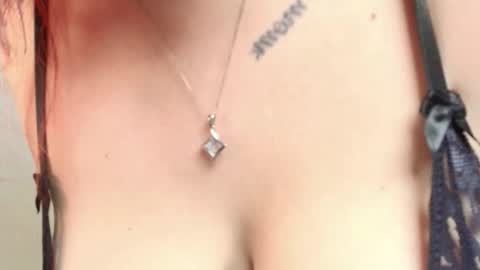 Sara online show from 11/22/25, 06:12