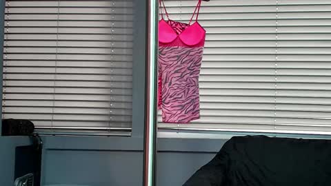 sarah917 online show from 12/02/25, 08:48