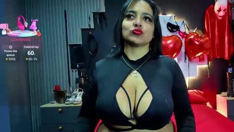 sarah917 online show from 02/14/26, 08:27