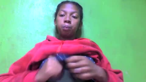 Snapshot of sarah146341 chatting on 07/05/26, 02:40 sarah146341 online show from 07/05/26, 02:40