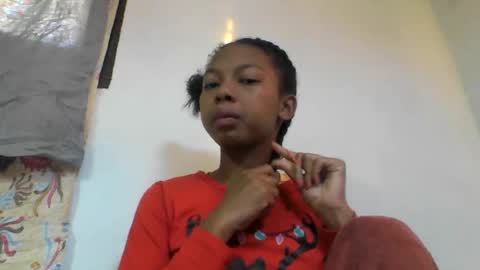 Snapshot of sarah146341 chatting on 07/16/26, 04:07 sarah146341 online show from 07/16/26, 04:07