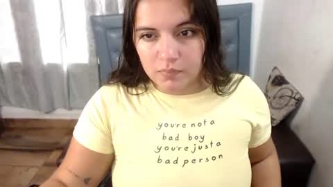 Snapshot of sarah_acero chatting on 07/09/26, 05:39 sarah online show from 07/09/26, 05:39