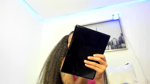 sarah_ashbourne online show from 10/30/25, 12:50