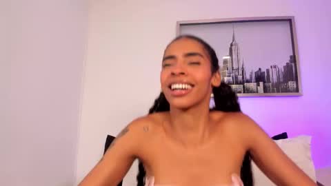 sarah_ashbourne online show from 11/06/25, 01:45