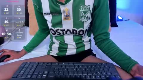 sarah_ashbourne online show from 11/24/25, 01:49