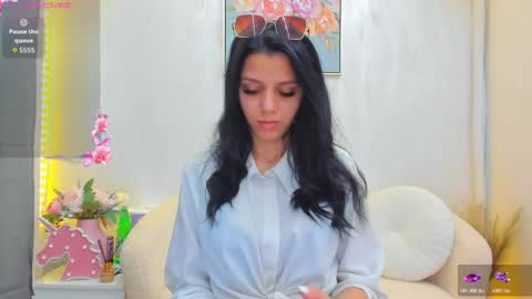 Sara online show from 04/17/26, 09:56