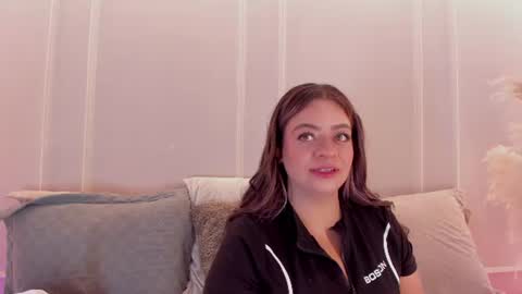 Snapshot of sarah_bonneth chatting on 07/18/26, 11:36 Sarah Bonneth online show from 07/18/26, 11:36