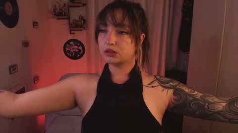 Snapshot of sarah_cuteeyes chatting on 03/24/26, 04:28 Sara online show from 03/24/26, 04:28