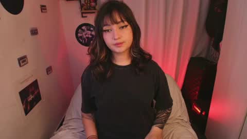 Snapshot of sarah_cuteeyes chatting on 07/04/26, 10:32 Sara online show from 07/04/26, 10:32