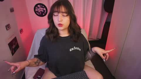 Snapshot of sarah_cuteeyes chatting on 07/24/26, 09:51 Sara online show from 07/24/26, 09:51