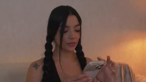       online show from 03/19/26, 10:36