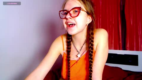 Sarah online show from 12/03/24, 06:49