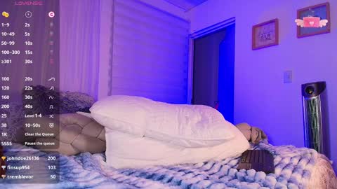 Sarah   online show from 01/18/25, 07:38