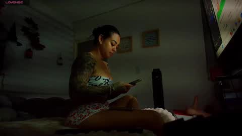 Sarah   online show from 11/03/25, 02:35