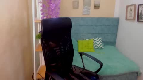 Sarah Ramirez online show from 01/29/25, 12:01