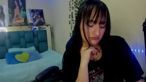 Sarah Ramirez online show from 02/03/25, 02:55