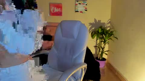 Sarah Ramirez online show from 02/20/25, 05:40