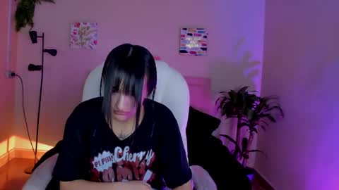 Sarah Ramirez online show from 03/06/25, 06:26