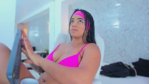 sarah online show from 10/18/25, 12:17