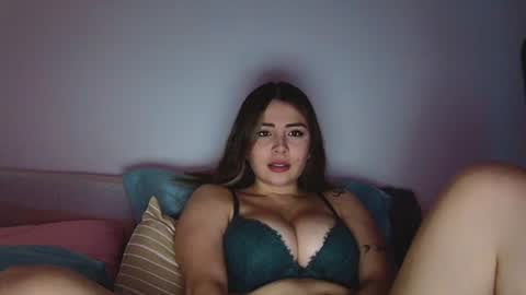 Snapshot of sarah_tailorr chatting on 06/30/26, 04:52 sarah_tailorr online show from 06/30/26, 04:52