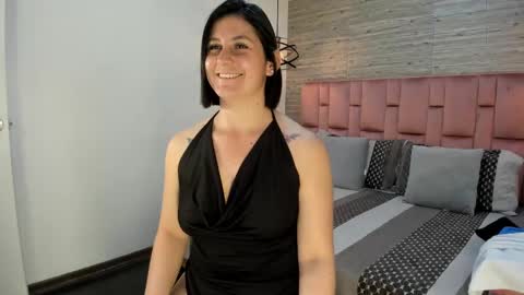 Sarah Deyvis online show from 02/21/25, 10:37