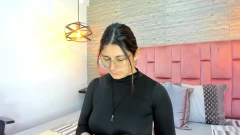 Sarah Deyvis online show from 10/08/25, 11:30