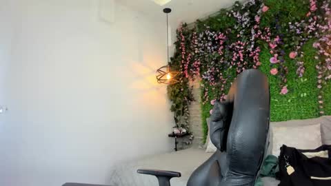 Sarah Deyvis online show from 01/06/26, 03:05