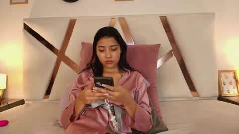 Sarah Evans online show from 12/28/24, 01:29