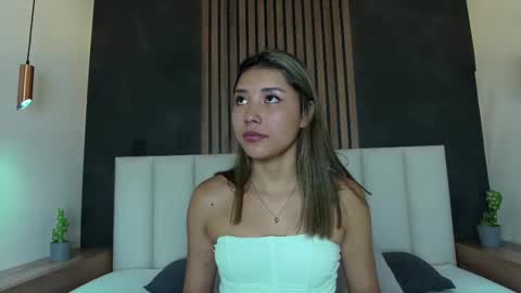 Sarah Evans online show from 02/24/25, 07:41