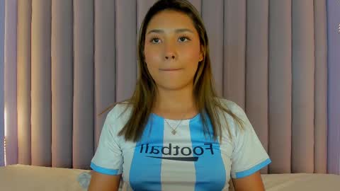 Sarah Evans online show from 03/05/25, 02:25