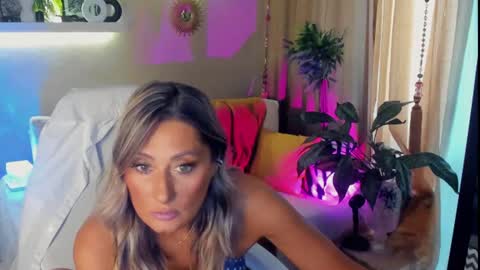 Divine Sarah NONUDE model online show from 07/10/26, 08:50