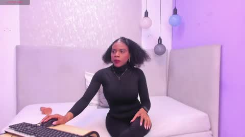 Sarahi pusey online show from 05/26/26, 01:29