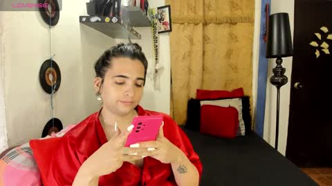  SARAHJEY     online show from 02/10/25, 03:21