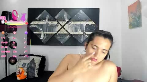  SARAHJEY     online show from 02/10/26, 09:41