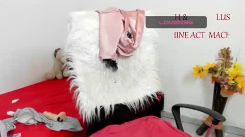 Sarah online show from 04/17/26, 05:16