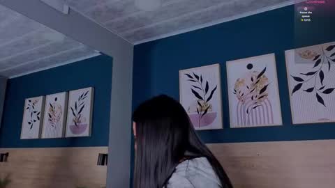 Sarah online show from 09/15/25, 12:16