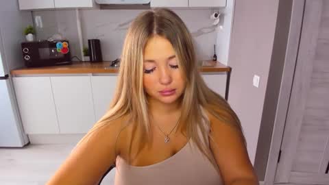 Sarah online show from 09/11/25, 11:32